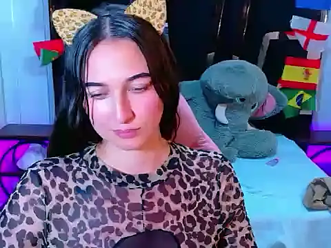 Megan_Rai Chat XXX in diretta