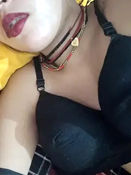 Bhumika_Love143's Live XXX Chat