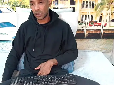 IndianMagicMike's Live XXX Chat