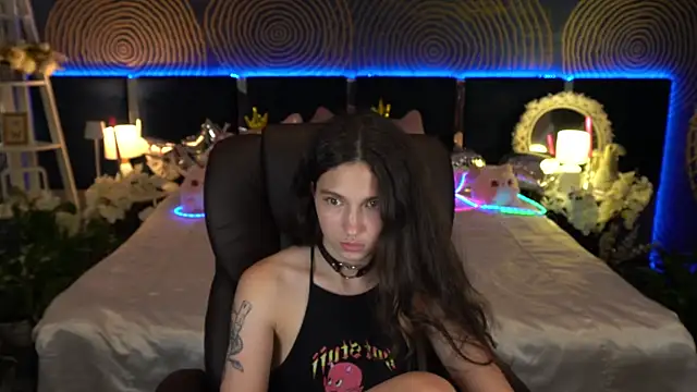 Czat XXX na żywo – BabyFlowerr