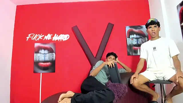 Онлайн чат XXX BOUL_GUYS