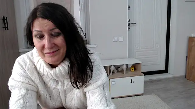 Chat +18 de increible_della ao vivo