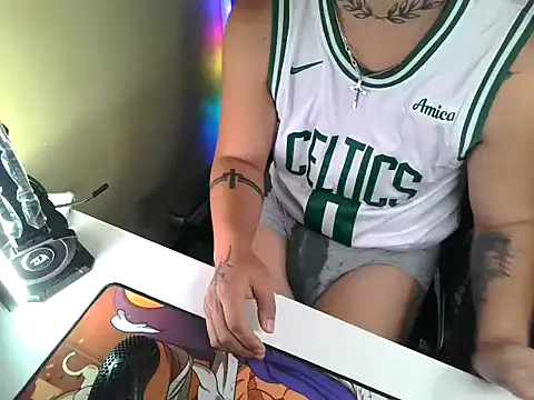 urhardfuckerAsiandaddy Live XXX-chat