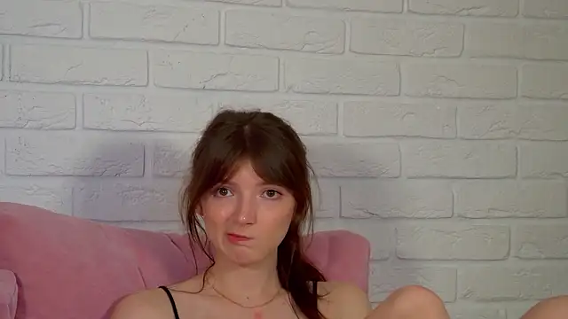 SophiaProve's Live XXX Chat