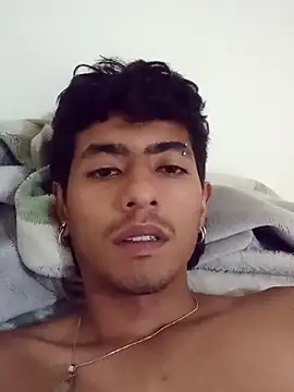Živý XXX chat SkinniYamo
