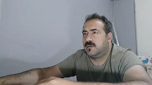 Chat XXX Live -dark-look-