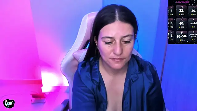 Saskyaa's Live XXX Chat
