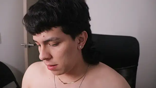 Онлайн чат XXX Tony_Hoffa