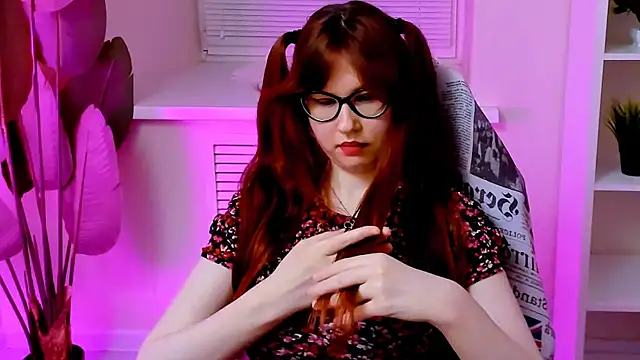 CarolGiggly Chat XXX in diretta