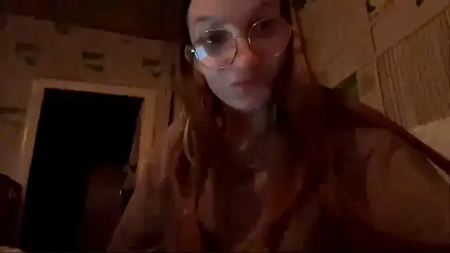 Chat +18 de SparkleJebb ao vivo