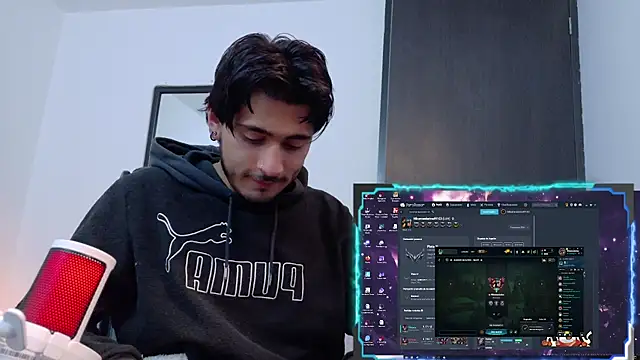 Chat XXX en directo de Elian_savoy
