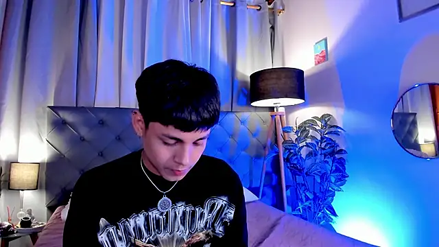 Živý XXX chat Andy_Belier23