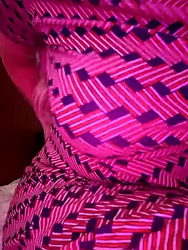 Chat +18 de Quenn_Chiraz_Squirt ao vivo