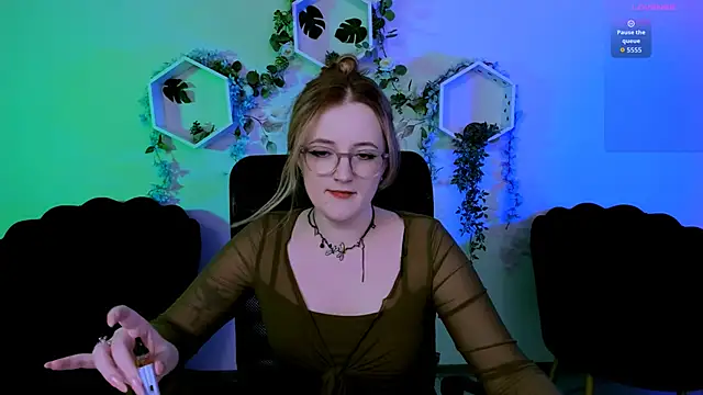 luna_berryy's Live XXX Chat