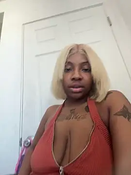 Chat +18 de Cocochanel4567 ao vivo