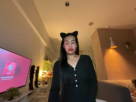 UrDominatrixa_ashley28 现场XXX聊天