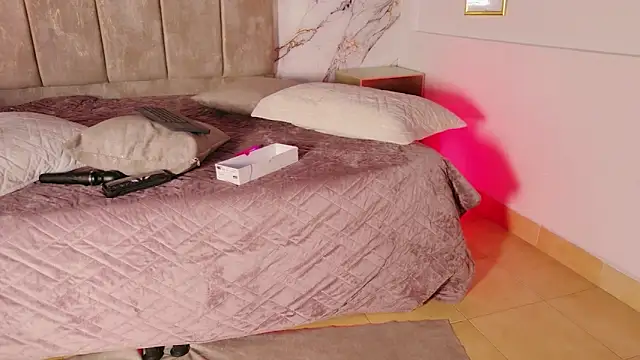 KeylaKnowles_Pv – Naživo XXX chat