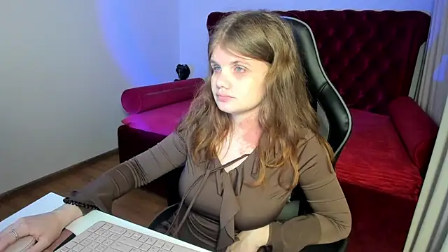 Chat XXX en directo de ChloeHalses