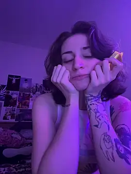 Chat XXX en directo de Dooubletroublee