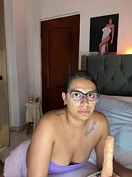 ema_zoen Live XXX chat