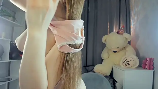 צ'אט XXX בשידור חי של BelleDream