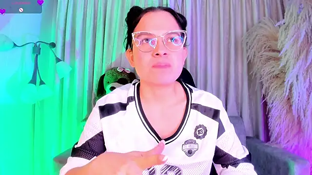 alejagarcia_'s Live XXX Chat
