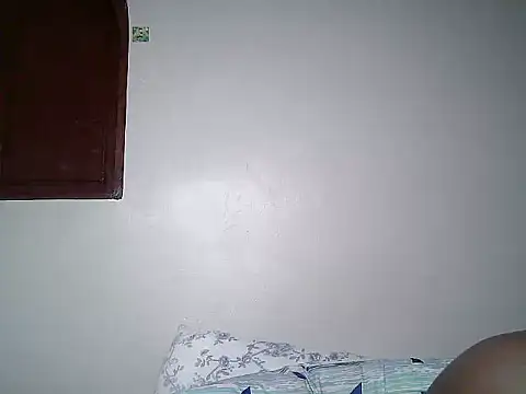 Chat +18 de Queen_pretty2 ao vivo