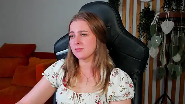EllaBells Live XXX-Chat