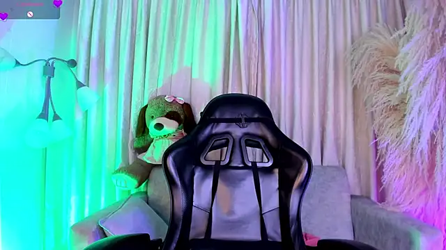 alejagarcia_'s Live XXX Chat