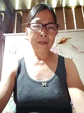 Sky-rain98's Live XXX Chat
