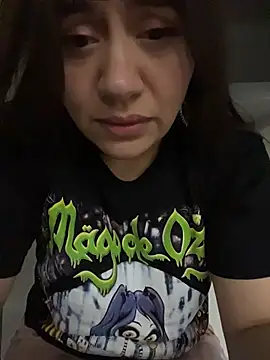 Chat +18 de Iam__Cristal ao vivo