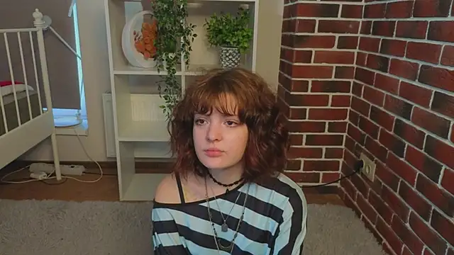 Chat XXX en directo de TyishaRud