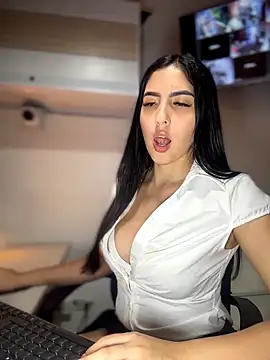 XXX chat uživo modela I_AM_SOPHIE_