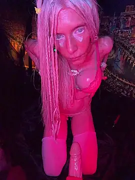 1NikiVegas Adlı Modelin Canlı XXX Sohbeti