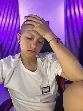 nicocoox élő XXX-chatje