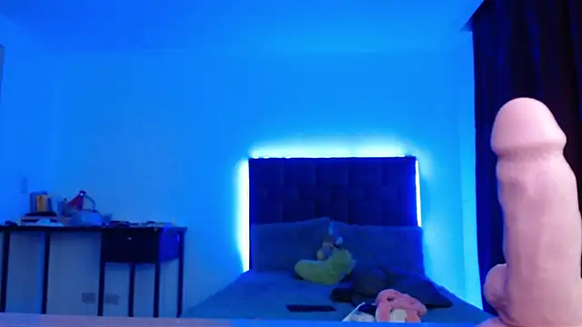 VALERY_MEER Chat XXX in diretta