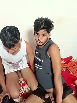 BiggerDickGuy Adlı Modelin Canlı XXX Sohbeti