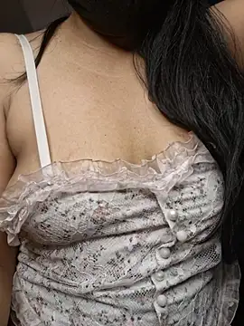 Živý XXX chat Nisha027