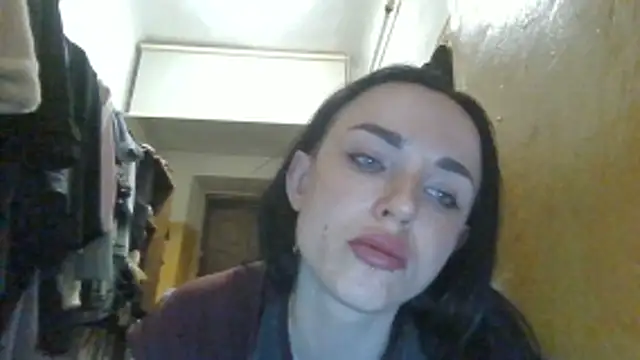 Chat XXX en directo de Trinsy_Love