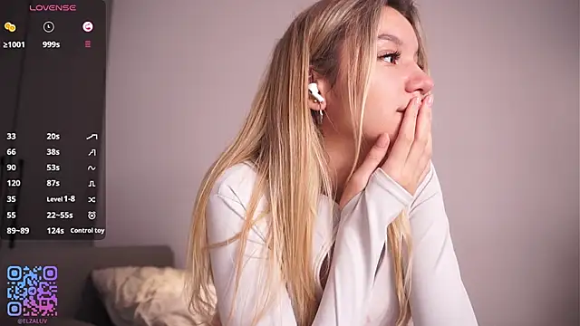 BrynnHolverson's Live XXX Chat