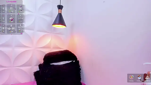 XXX chat uživo modela zaira_skinny