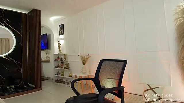 NatyHernandez1's Live XXX Chat