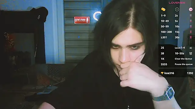 sademobeer Live XXX-Chat
