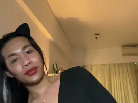 UrDominatrixa_ashley28 Adlı Modelin Canlı XXX Sohbeti