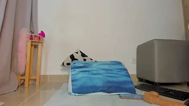 Nanny_11 Live XXX-chat
