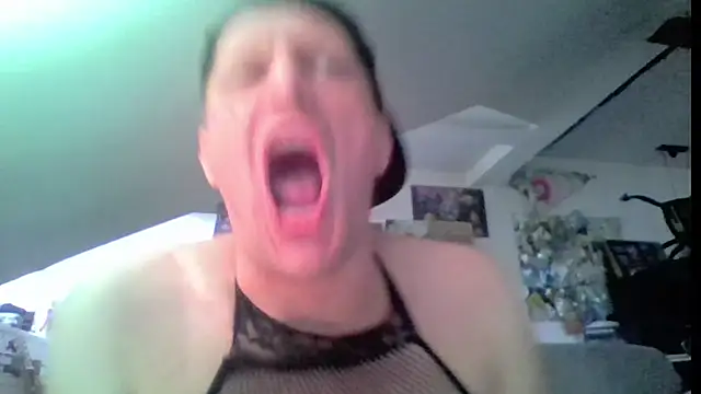 Bigthroaterboy Show Webcam
