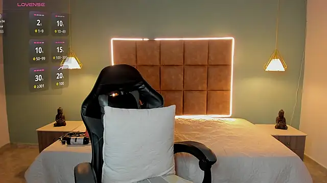 AlejooTwink Adlı Modelin Canlı XXX Sohbeti