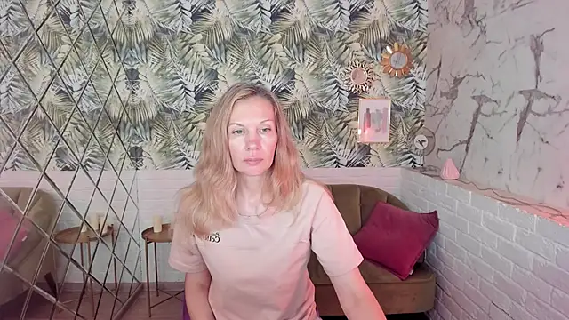 NancyGrace Adlı Modelin Canlı XXX Sohbeti