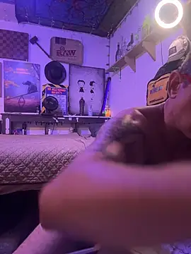 Buffshagswell XXX чат на живо