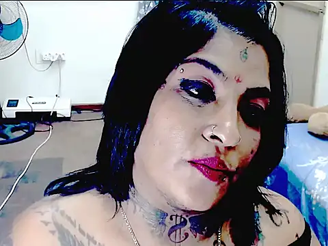 Chat XXX ao vivo de Indiancatz2